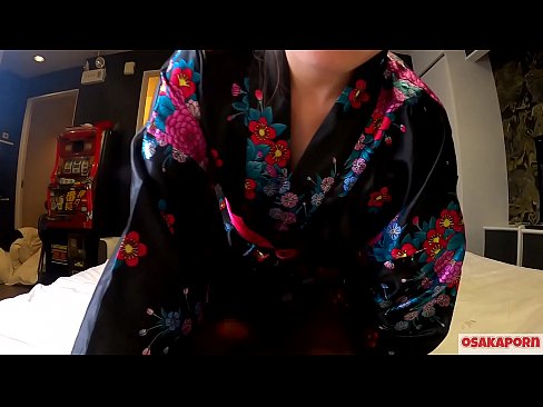 ❤️ ځوان cosplay نجلۍ په یوه آس او په یوه blowjob کې د squirt سره orgasm ته جنس خوښوي. اسيايي نجلۍ چې ويښتان لرونکې بلۍ او ښکلې سينه يې په دوديز جاپاني لباس کې په شوقيه ويډيو کې د مشت زنی ښکارندویي کوي. ساکورا 3 اوساکاپورن. ☑  ☑